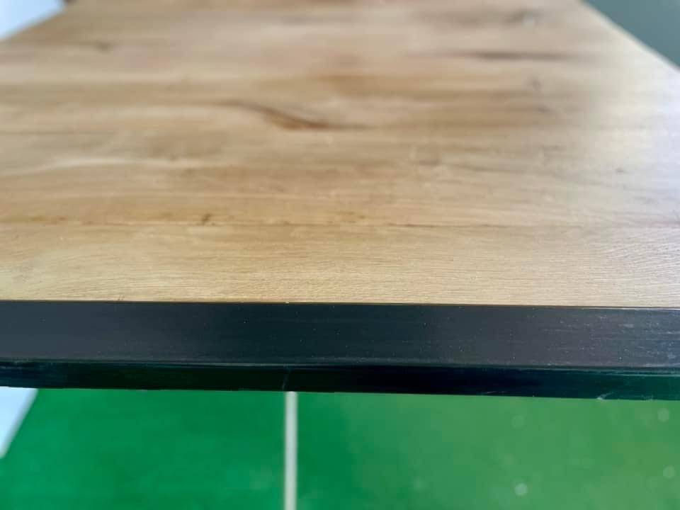 Fabrication de table sur mesure à Aix en Provence