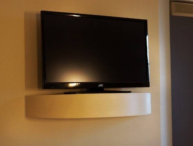 Mobilier pour support télé en bois sur mesure à Toulon