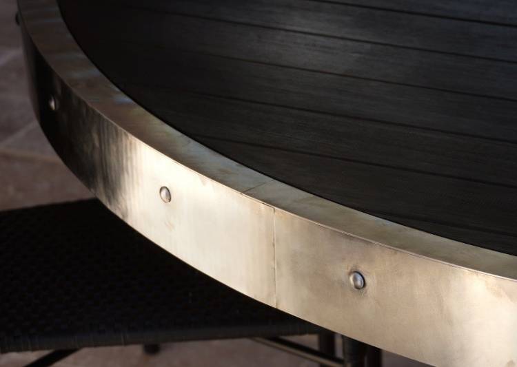 Fabrication de table design sur mesure à Aix en Provence