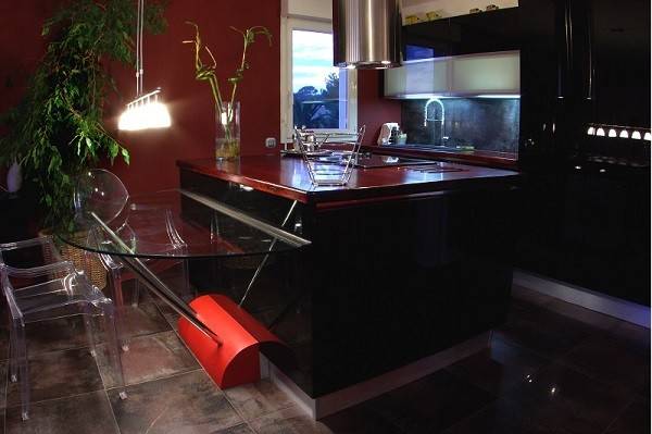 création de table en verre et métal Sanary sur Mer