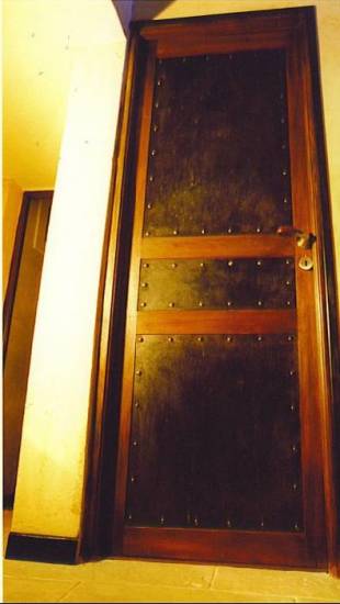 création de porte originale sur mesure