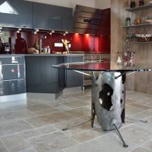 Notre zone d'activité pour ce service Création de tables en métal-bois ou en métal-verre design sur mesure